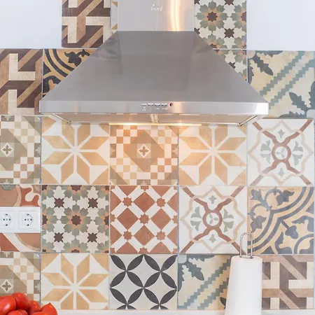 Trafalgar By La Juderia De Vejer - Inside A Typical Andalusian Casa Patio Apartment